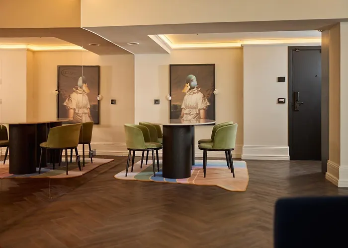 Cardo Brussels, Autograph Collection